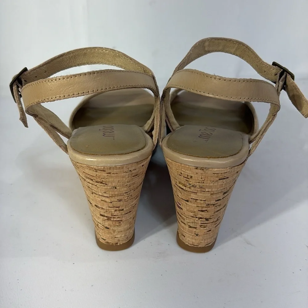 🍴 me too tan, leather, cork, wedge, sandals, Pepper